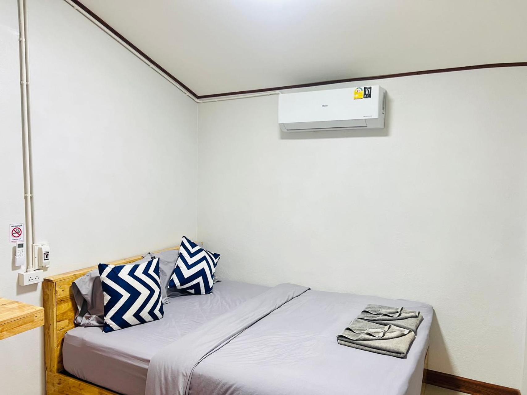 Lungwang Guest House 반락타이 외부 사진