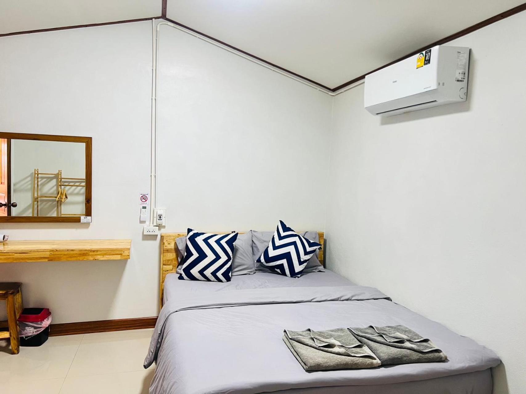 Lungwang Guest House 반락타이 외부 사진
