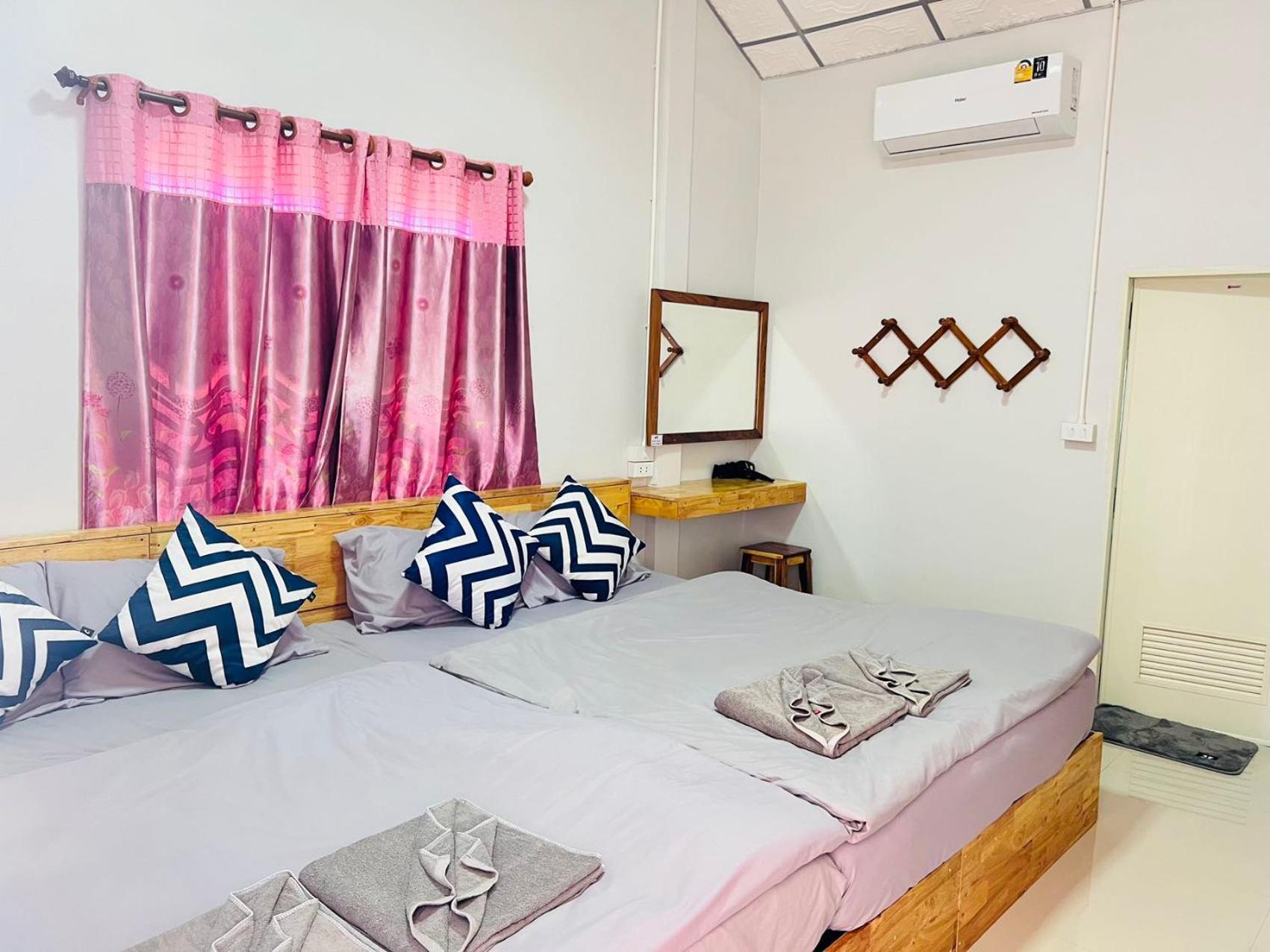 Lungwang Guest House 반락타이 외부 사진