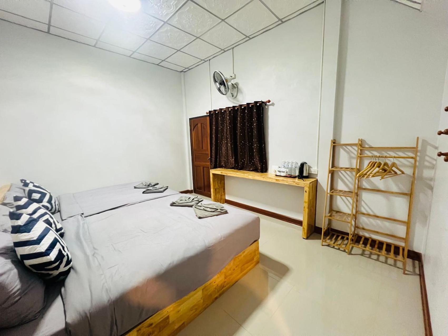 Lungwang Guest House 반락타이 외부 사진