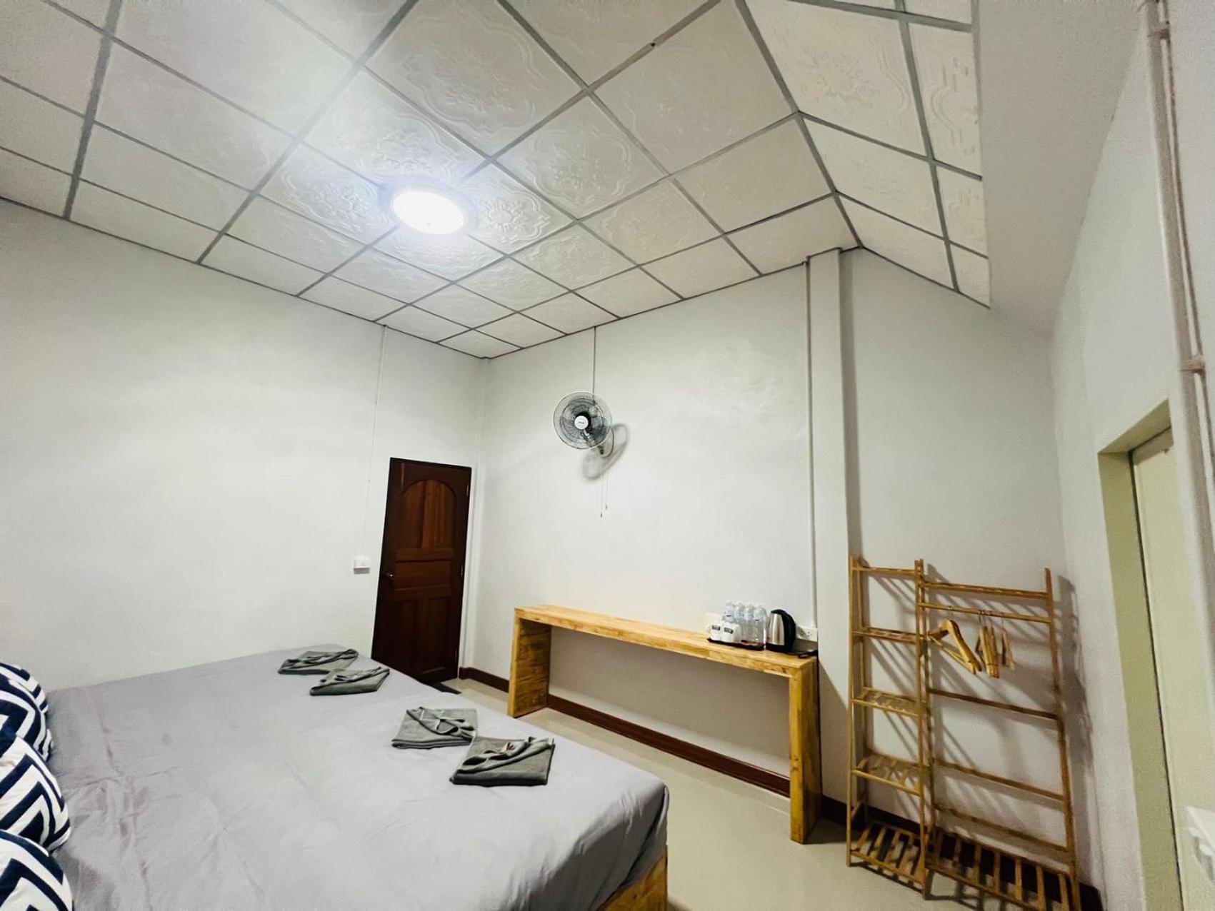Lungwang Guest House 반락타이 외부 사진