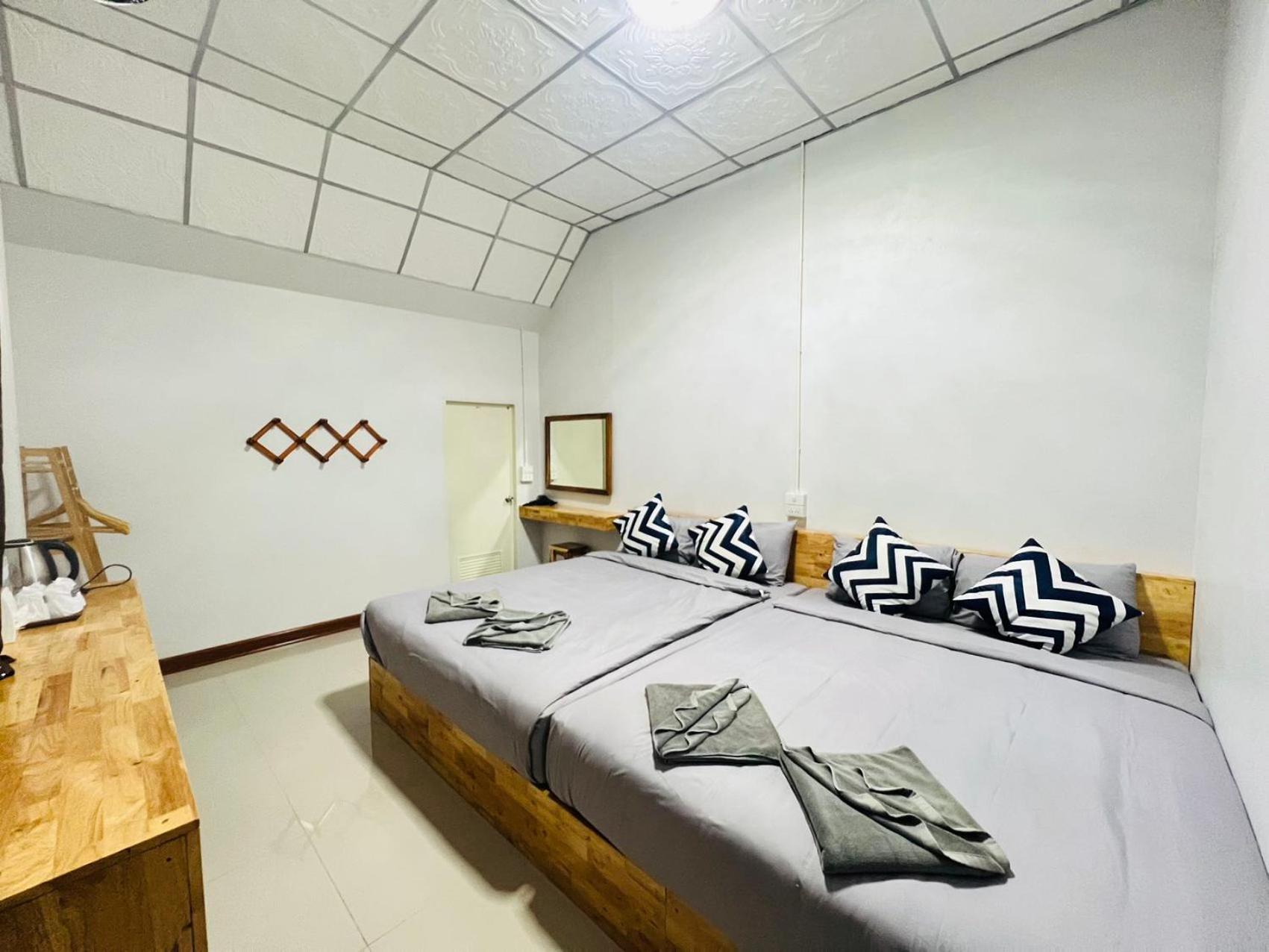 Lungwang Guest House 반락타이 외부 사진