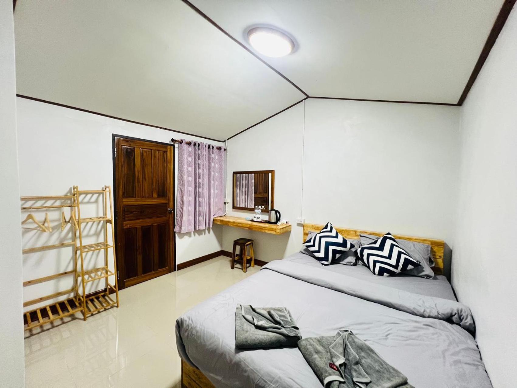 Lungwang Guest House 반락타이 외부 사진