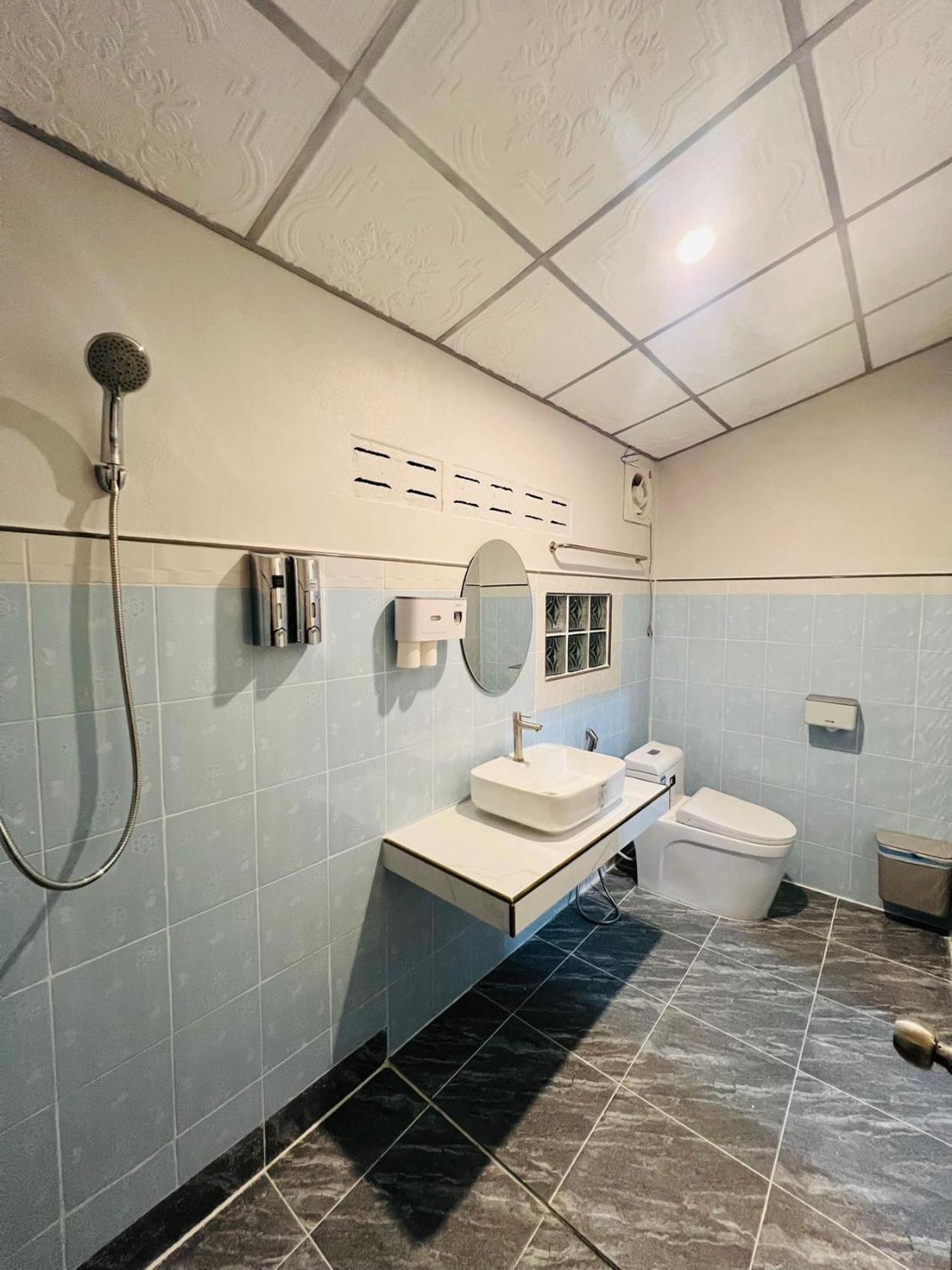 Lungwang Guest House 반락타이 외부 사진